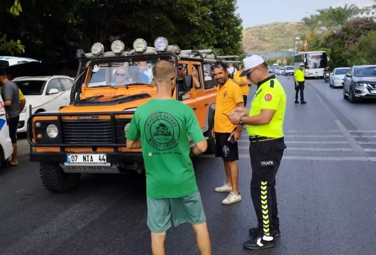 Alanya'da safari araçları denetlendi