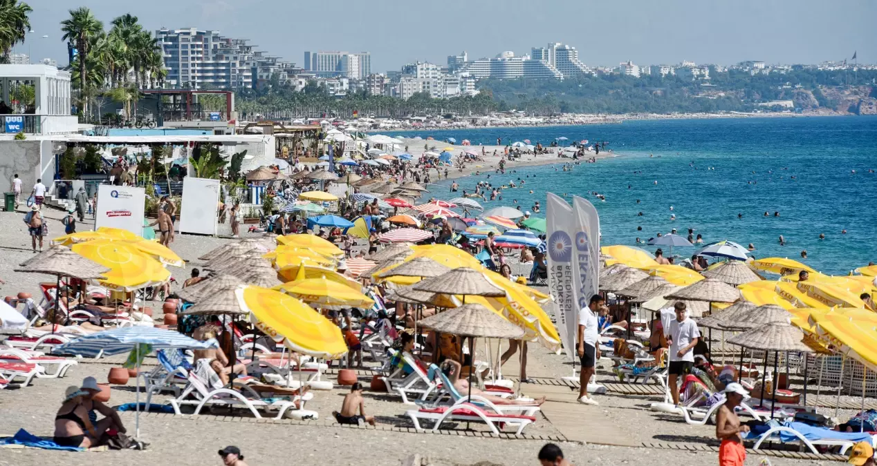 Antalya Turizmde Rekor Kırdı: 2024'ün İlk 9 Ayında 14 Milyon Ziyaretçi