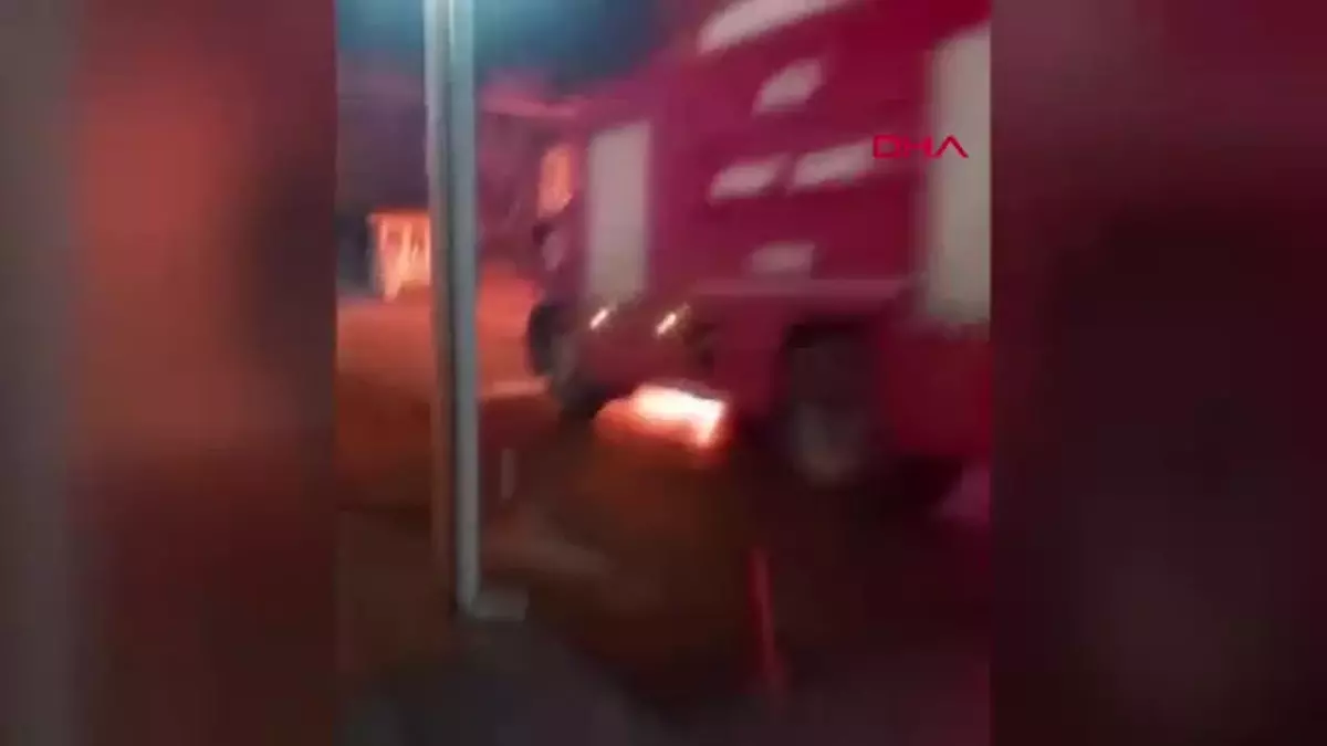 Antalya'da Büfede Çıkan Yangın Malzemeleri Kullanılamaz Hale Getirdi