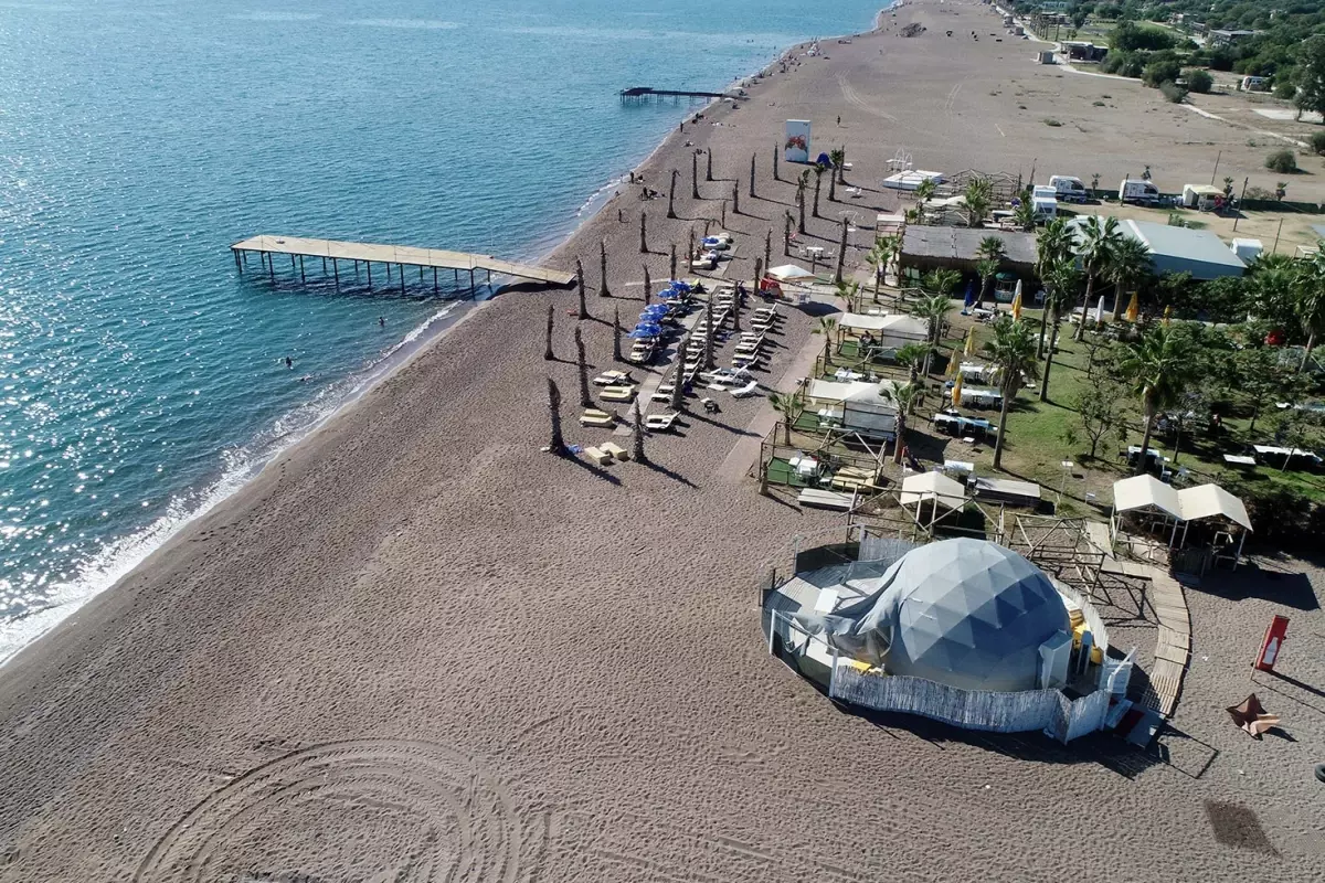 Antalya'da günlüğü dudak uçuklatan rakama 'plajkondu'