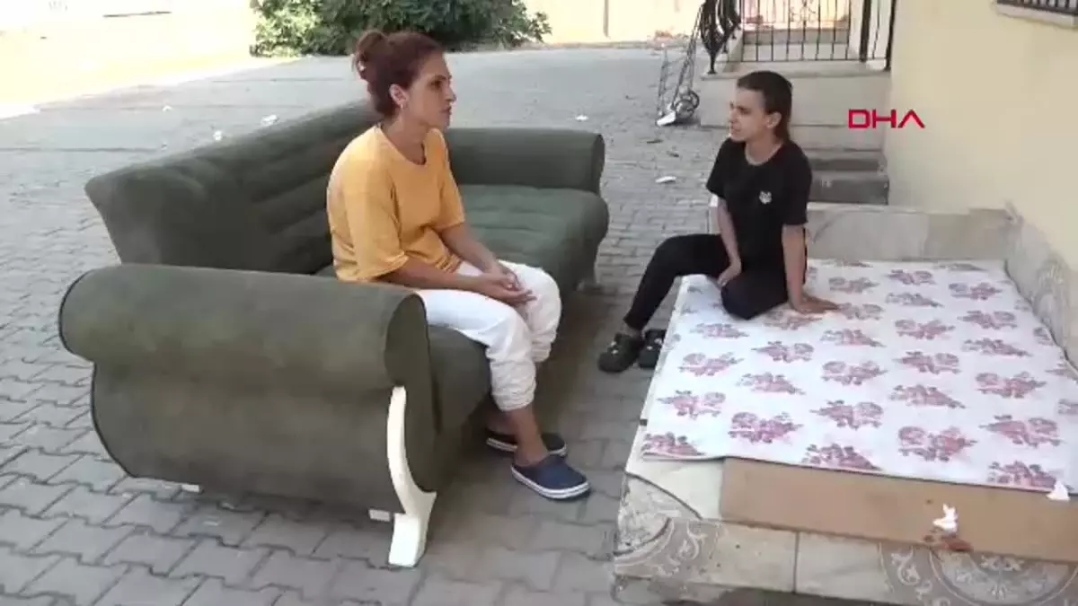 Antalya'da Kirayı Ödeyemeyen Kadın Sokakta Yaşıyor