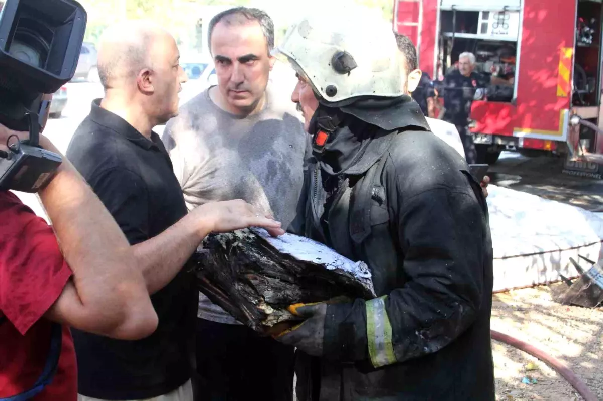 Antalya'da Müstakil Evde Yangın Çıktı