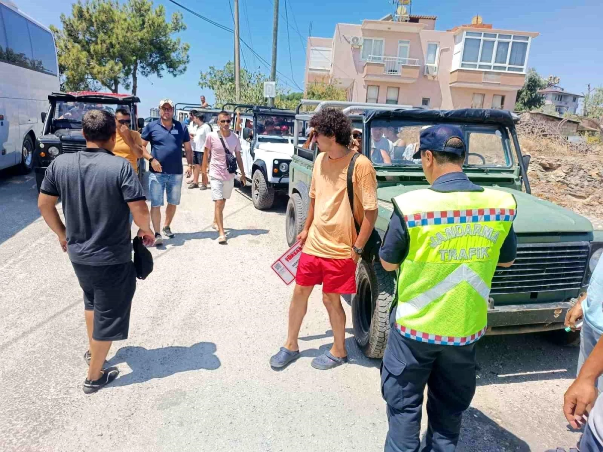 Antalya'da Safari Araçlarına Denetim: 5 Araça Cezai İşlem