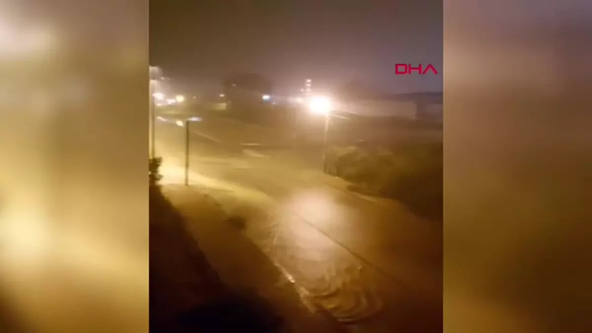 Antalya'da Şiddetli Yağmur Hayatı Olumsuz Etkiledi