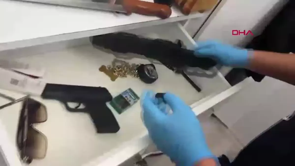 Antalya'da Silah ve Uyuşturucu Operasyonu: 39 Gözaltı