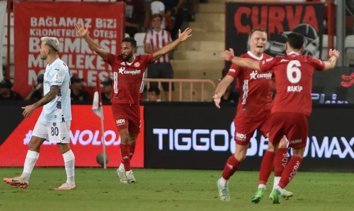 Antalyaspor, Adana Demirspor'u 2-1 Mağlup Etti