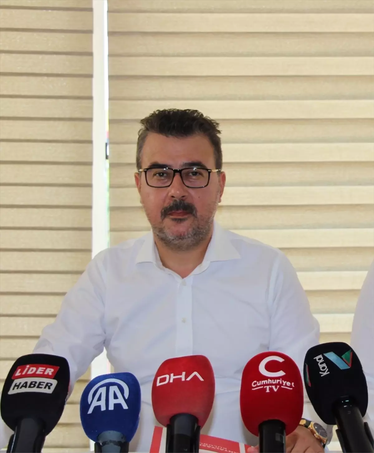 Antalyaspor Başkanı Aziz Çetin, hafriyat geliri iddialarını yalanladı