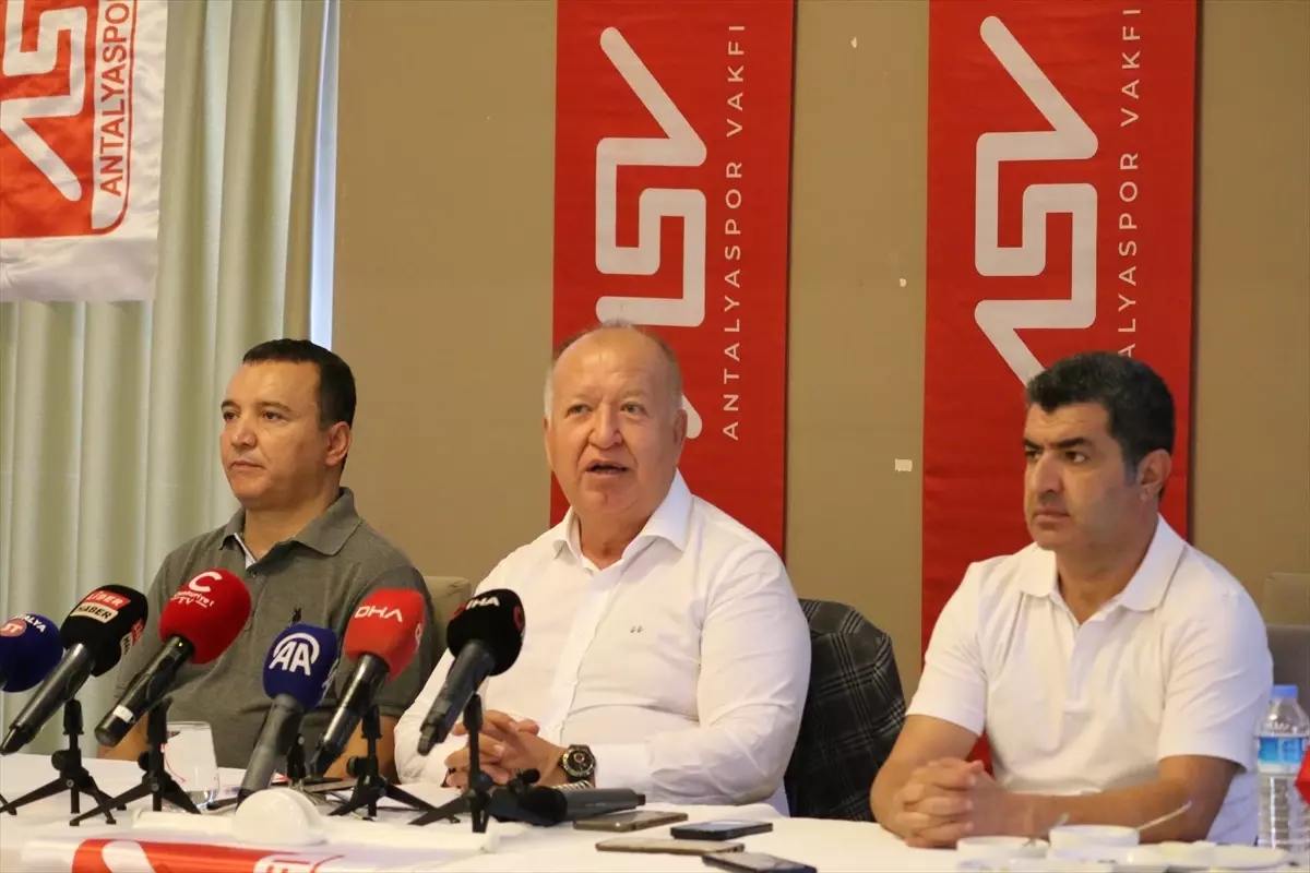 Antalyaspor Vakfı Başkanı Gültekin Gencer Hafriyat Geliri İddialarını Yanıtladı