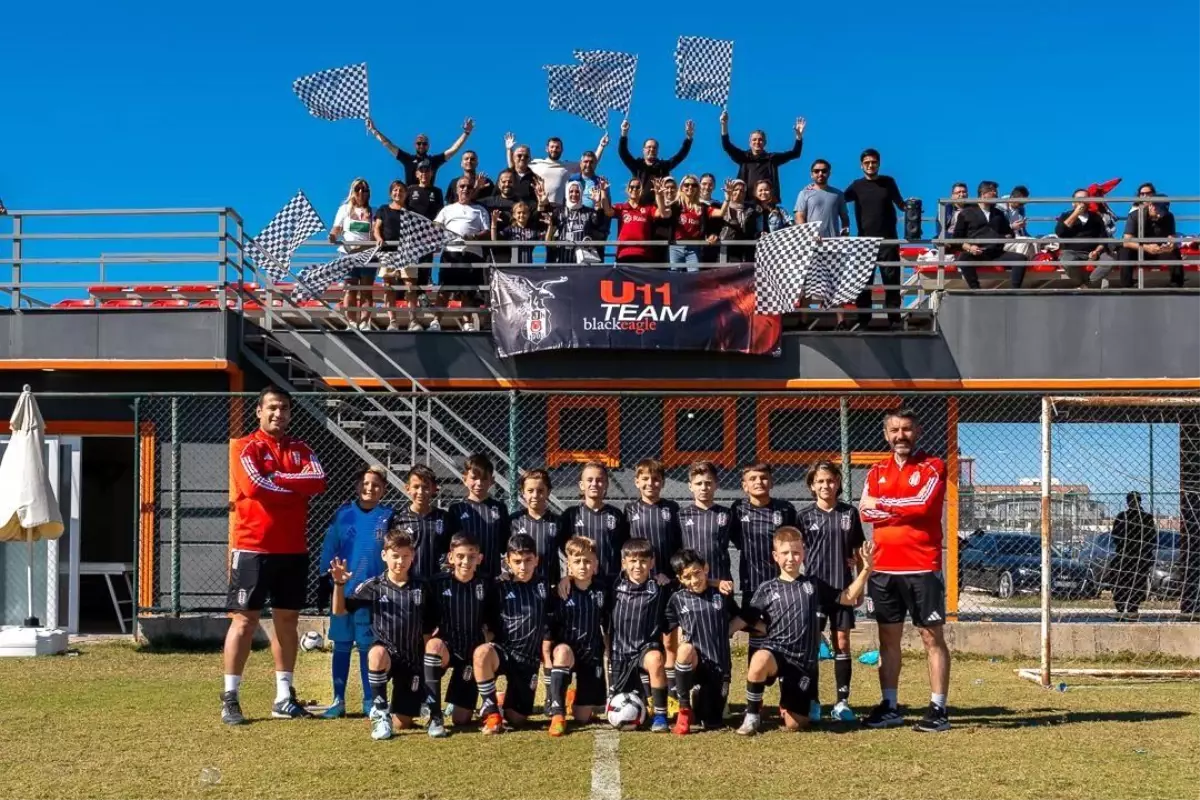 Beşiktaş U-11 Takımı Antalya'da Şampiyon Oldu
