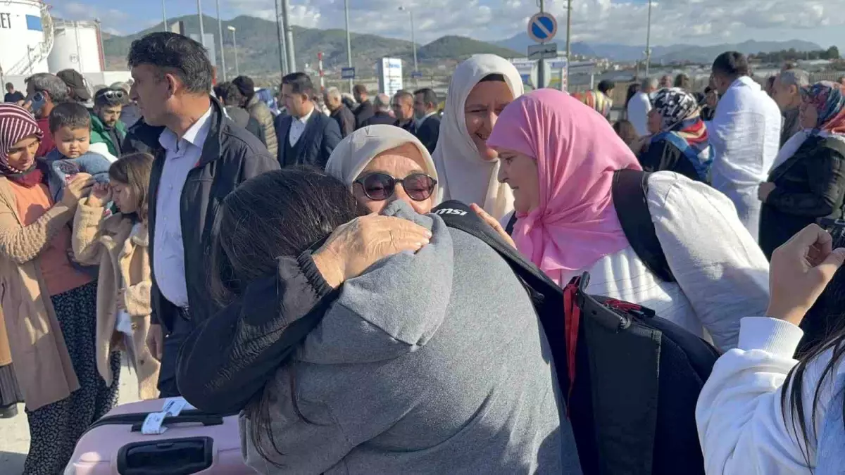 Gazipaşa'dan Umreye Uğurlama Töreni