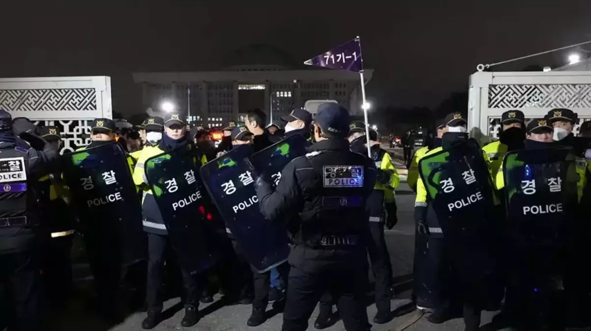 Güney Kore'de sular durulmuyor: Muhalefet karşı atağa geçti