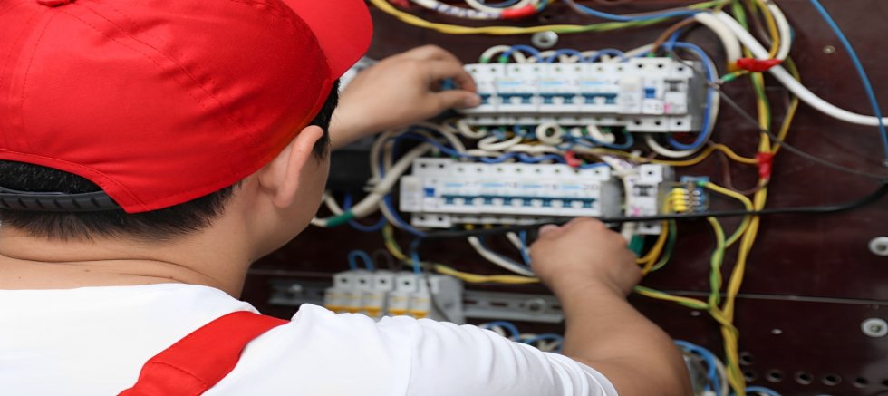 Elektrikte eksik müdahale ölüme götürür!