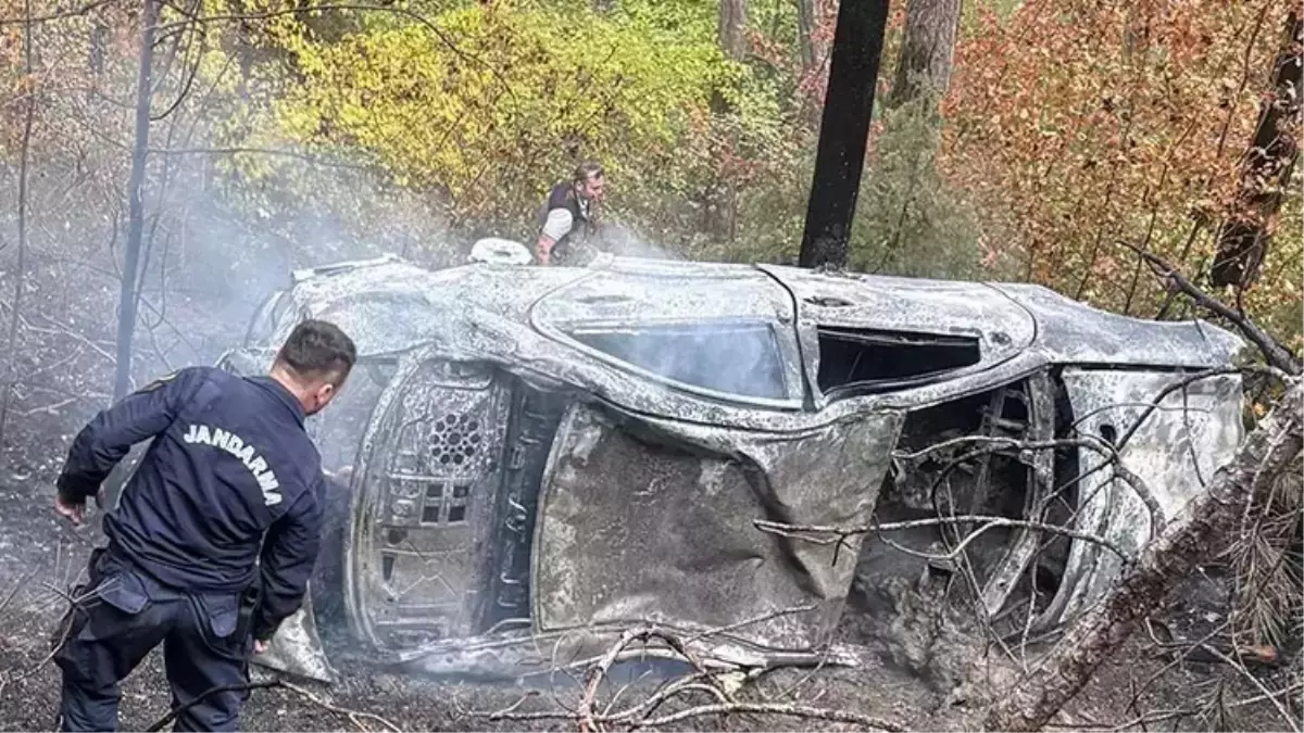 Mudurnu'da uçuruma yuvarlanan otomobilde iki kişi hayatını kaybetti