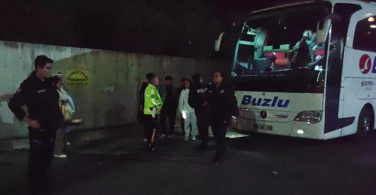 Otobüs Şoförlerine Sopalı Saldırı: 3 Yaralı