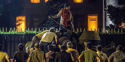 ‘15 Temmuz ihanetin Kuşatıldığı bir destandır’