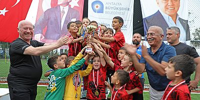 23 Nisan Futbol Turnuvası heyecan kattı 