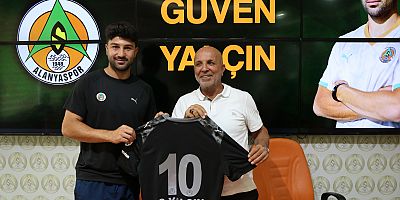 Alanyaspor'da 4 imza birden