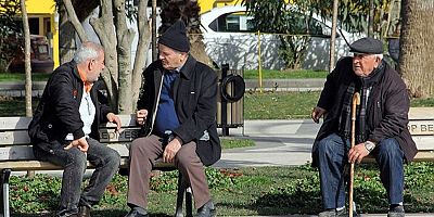 Antalya'nın yüzde 10'u yaşlı