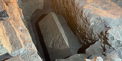 Aziz Nikolaos’a Ait Lahit Bulundu