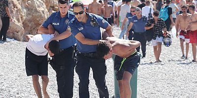 Balta ve neşterle polise direndiler