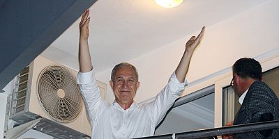 CHP Alanya'da seçim kutlaması