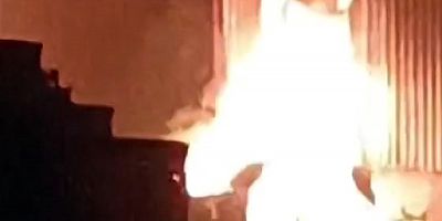 Duvara çarpıp alev alan otomobilde hayatını kaybetti