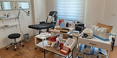 Evi estetik merkezine dönüştürmüş