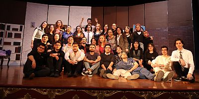 GATO öğrencileri usta tiyatroculara taş çıkarttı