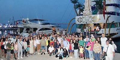 Gazeteciler Mavi Yolculukla