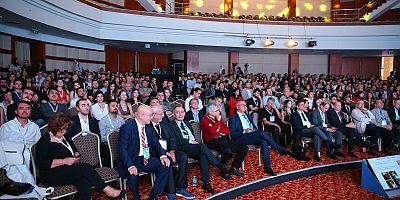 Göz doktorları kongrede buluştu