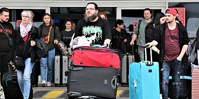 İflas turisti mağdur etti