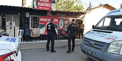 Kepez Zabıtası’ndan berber denetimi