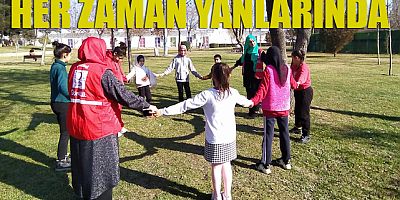 Kızılay her zaman yanlarında