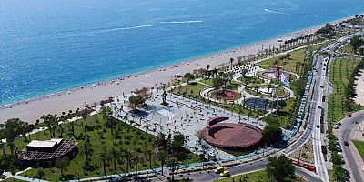 Konyaaltı plajı dünya listesinde