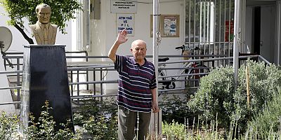 Mahallenin 46 yıllık 'muhtar dedesi', son seçimi kaybetti