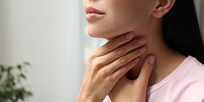 Parfümü boyuna sıkmak tiroitlere zararlı mı?
