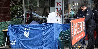 Sandalyede ölü bulundu