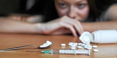 Sosyal medyadan uyuşturucu uyarısı