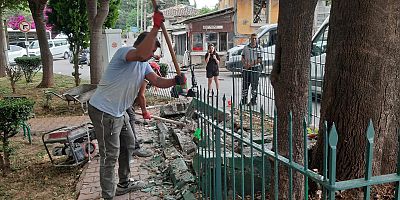 Türbe yıkımı tartışma yarattı