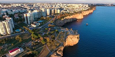 Üç tarafımız riskle çevrili! Karancı: Antalya'da kentsel dönüşüm hızlanmalı