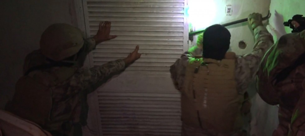 Zehir tacirleri tutuklandı