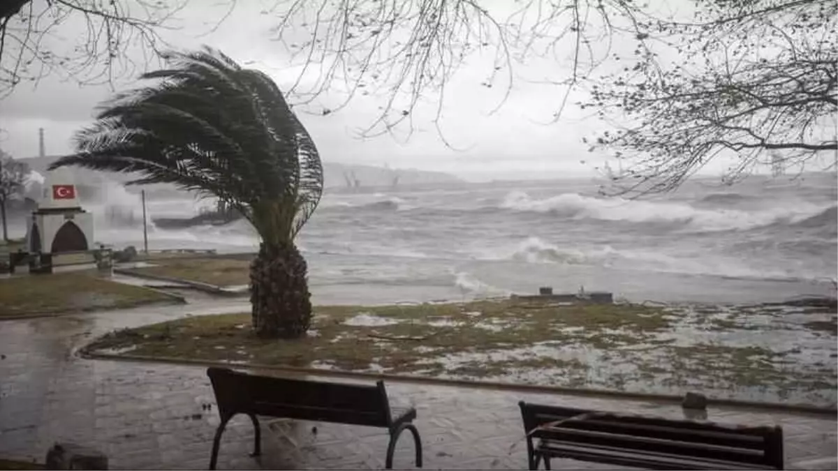 Zonguldak'ta olumsuz hava koşulları nedeniyle eğitime ara verildi